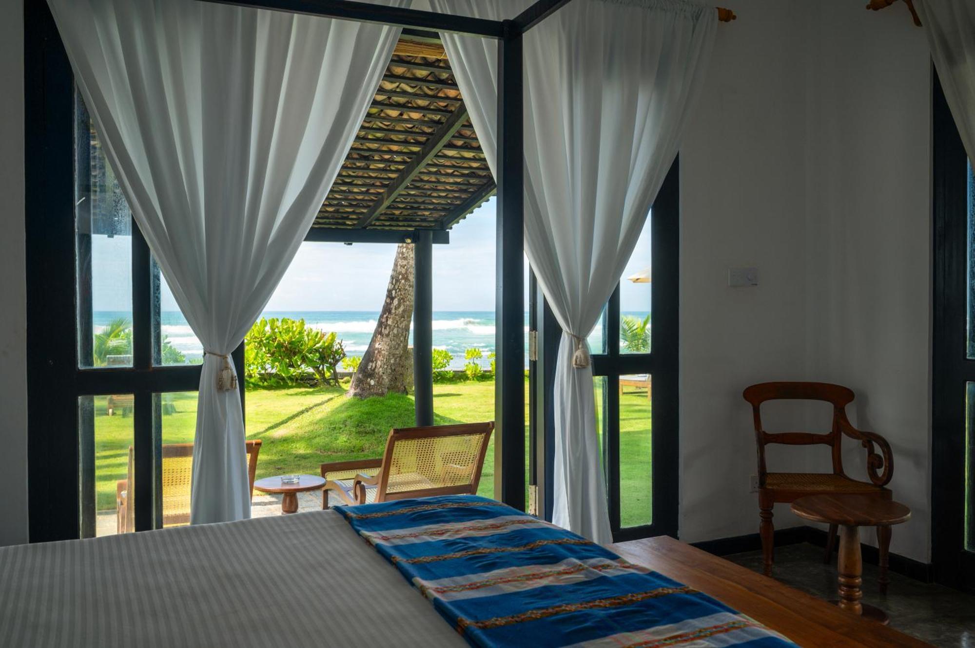 Poya Villa Ahangama Extérieur photo
